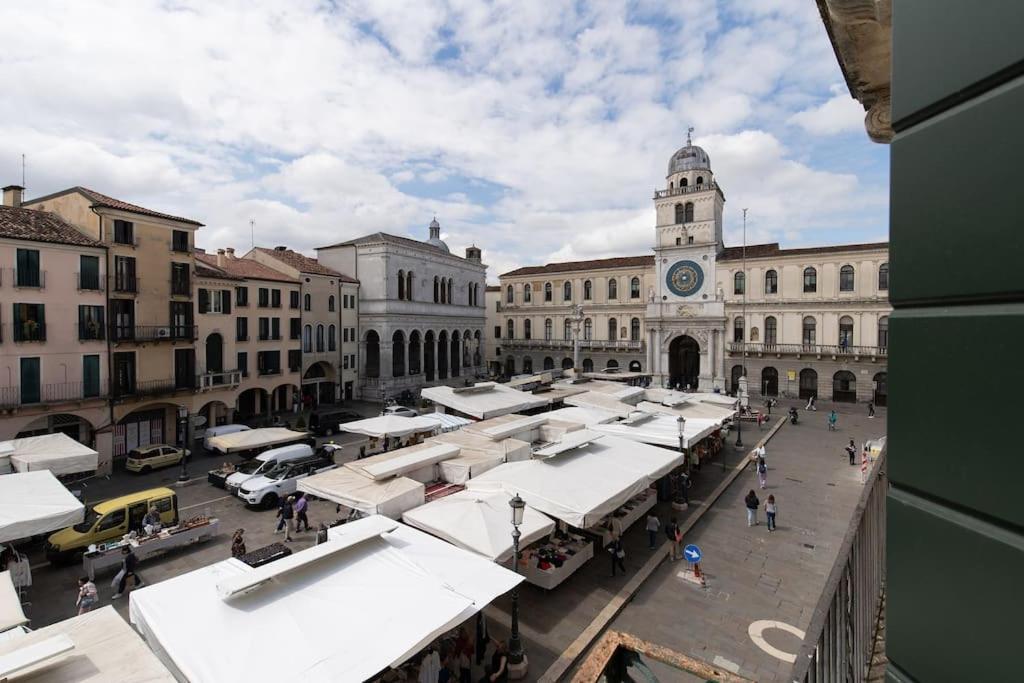 Enjoy - Orologio, Piazza Dei Signori Appartamento *